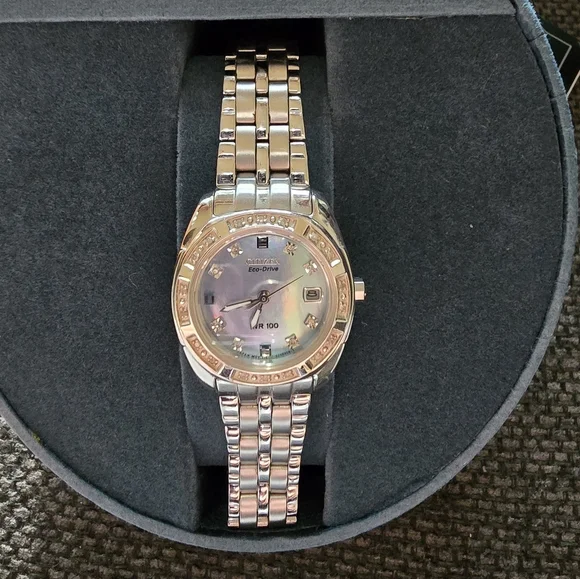 Women's Citizen eco drive watch - Picture 2 of 16